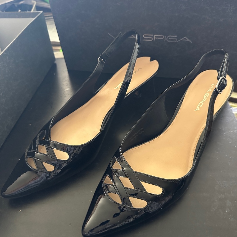 Via Spiga Black Patent Leather Slingback Heels